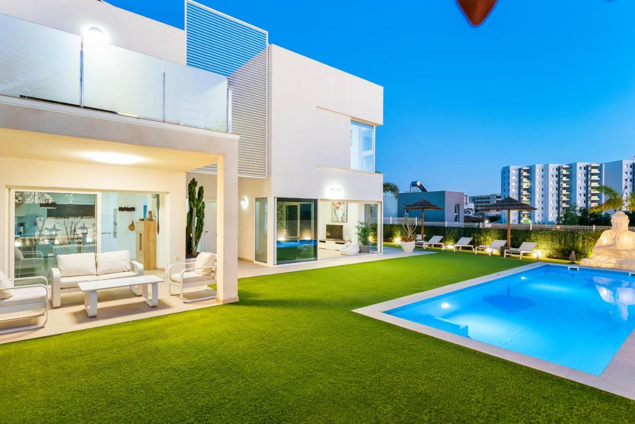 אדחה Villa Oasis Buddha Garden By Sunkeyrents מראה חיצוני תמונה